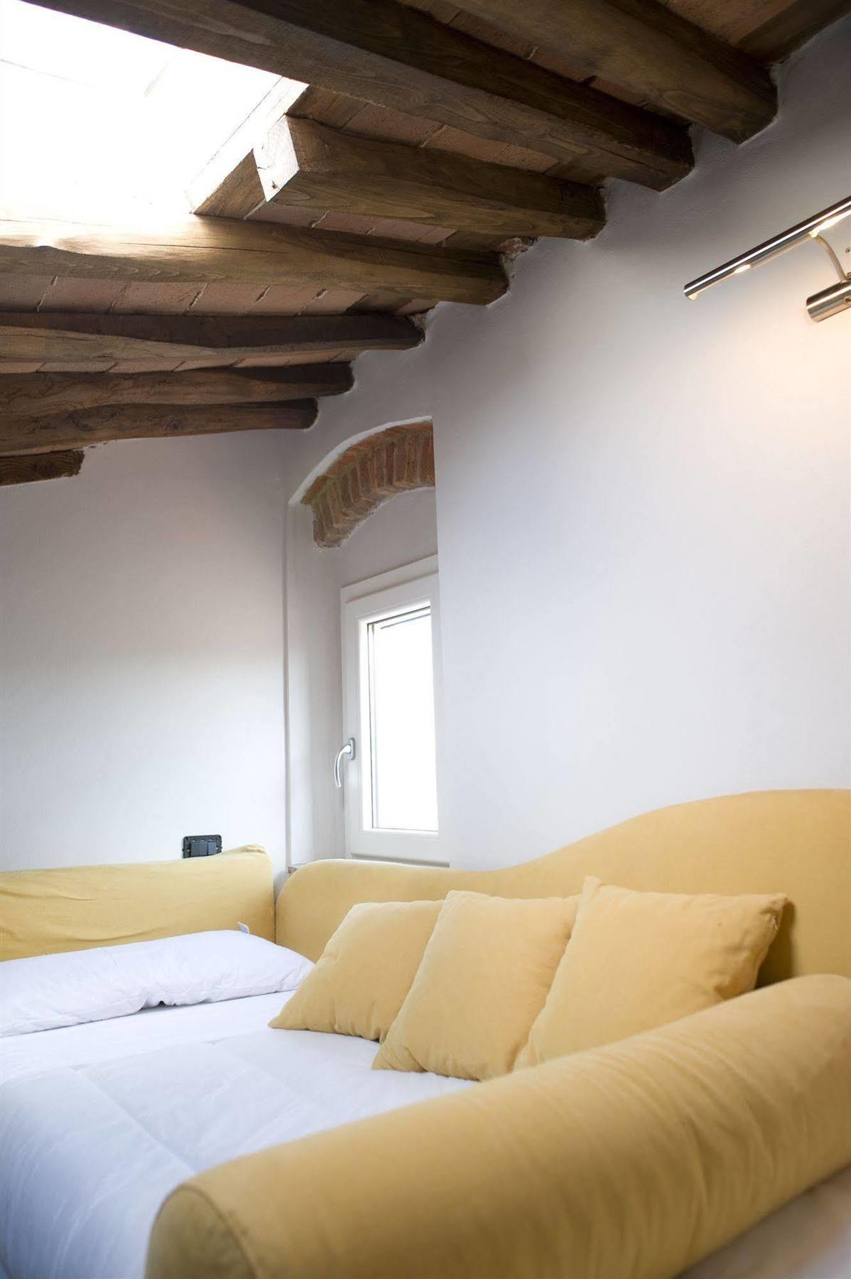 New! -Verderame Rooms & Suite In لوكا المظهر الخارجي الصورة